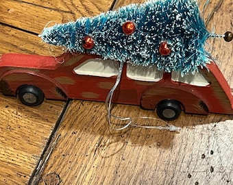 Vintage Wooden Car Carrying Bottle-Brush Christmas Tree Ornament