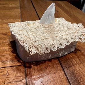 Vintage Fabric Tissue Box Cover