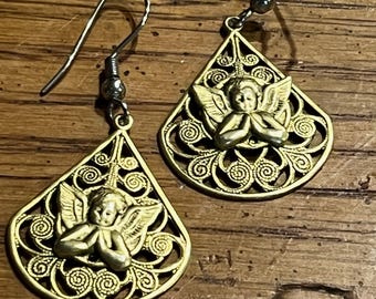 Vintage Angel / Cherub Pierced Costume Earrings