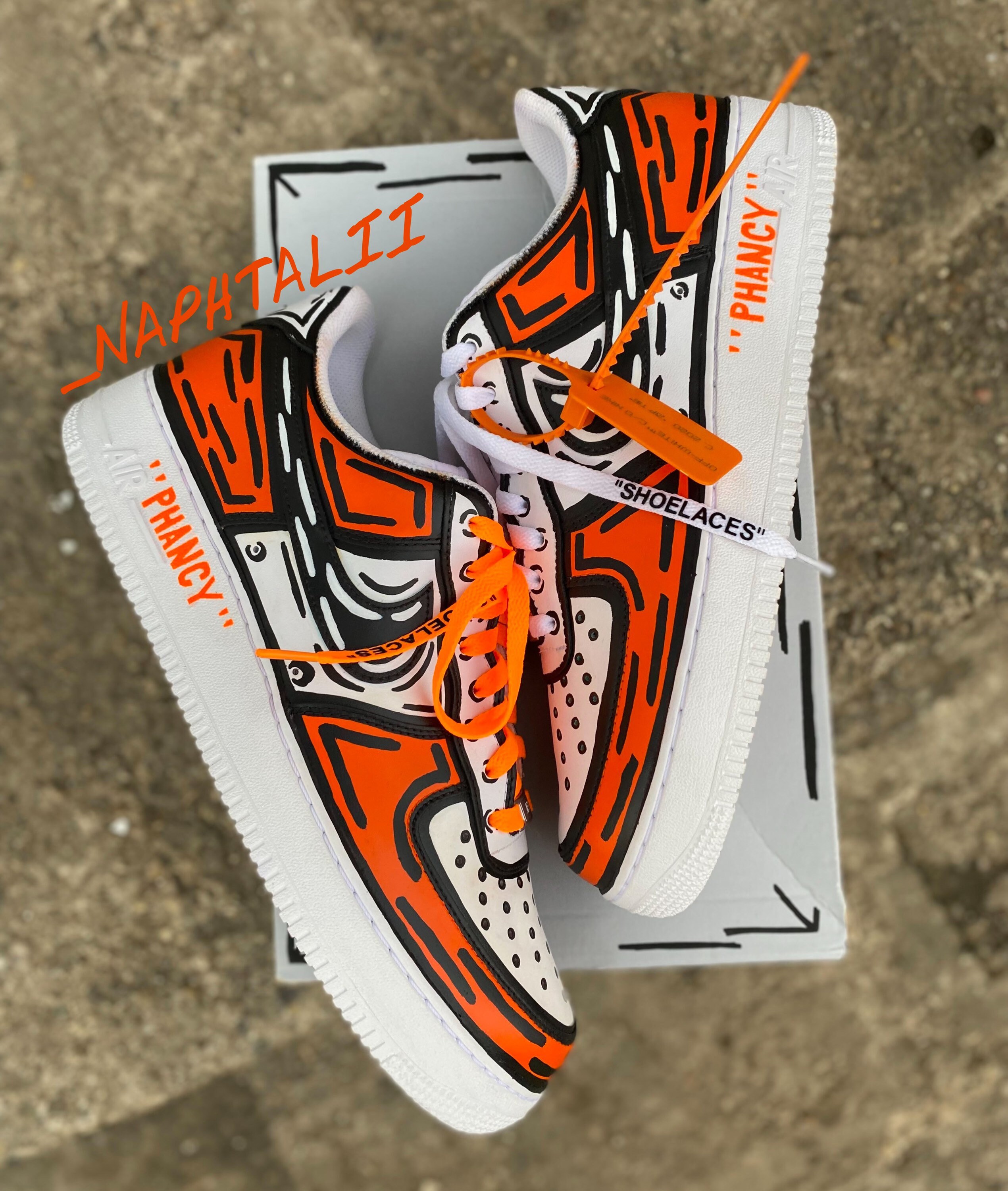Обои на рабочий стол off White