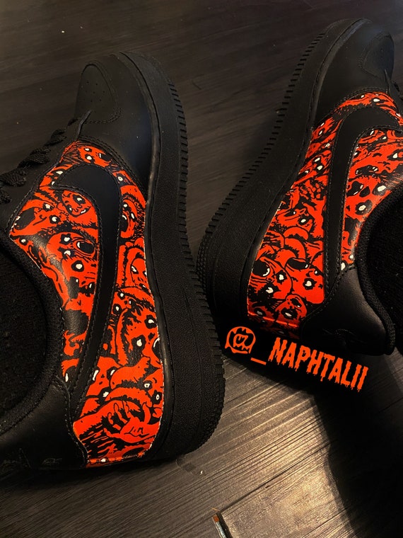 Black Air Force 1 Shoes.