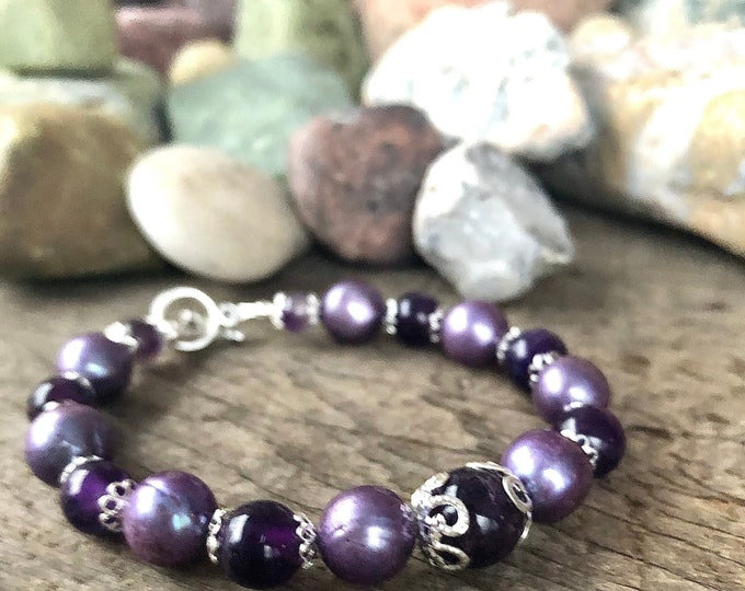 Purple Amethyst, Freshwater Pearl & Silver Bracelet