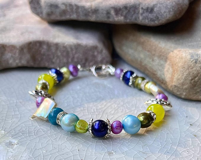 Freshwater Pearl, Lapis Lazuli, Peridot, Quartz, Amethyst & Silver Bracelet