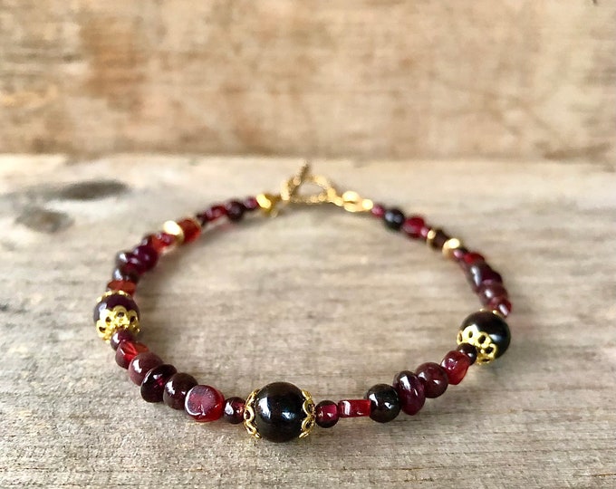 Rich Red Garnet & Gold Bracelet - 8 inch*