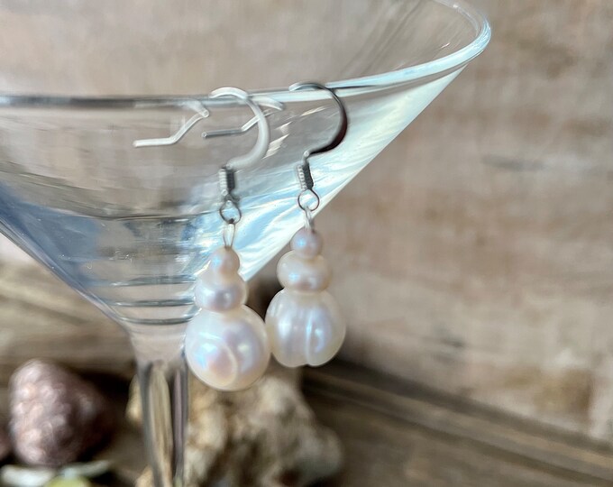 White Freshwater Pearl Earrings, Boho Handmade Statement Bridal Jewelry Healing Crystal Jewelry, Girlfriend 30th Birthday Gift for Wife