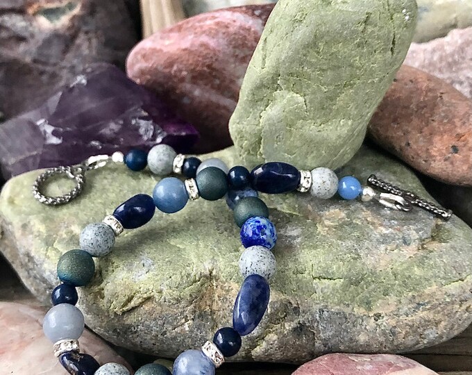 Sodalite Lapis Lazuli Crystal & Freshwater Pearl Bracelet