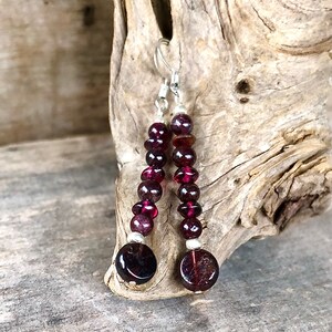 Boho Granat Silber Ohrringe: Handgefertigter Statement Schmuck zum 25