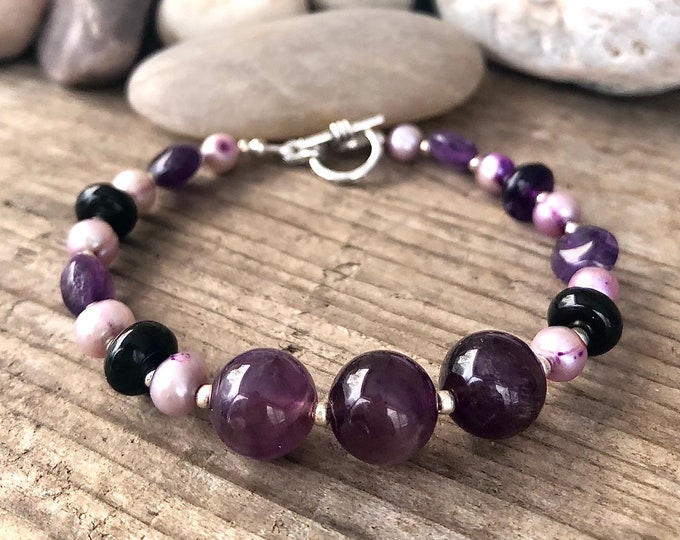 Amethyst & Freshwater Pearl Bracelet - 8 inch*