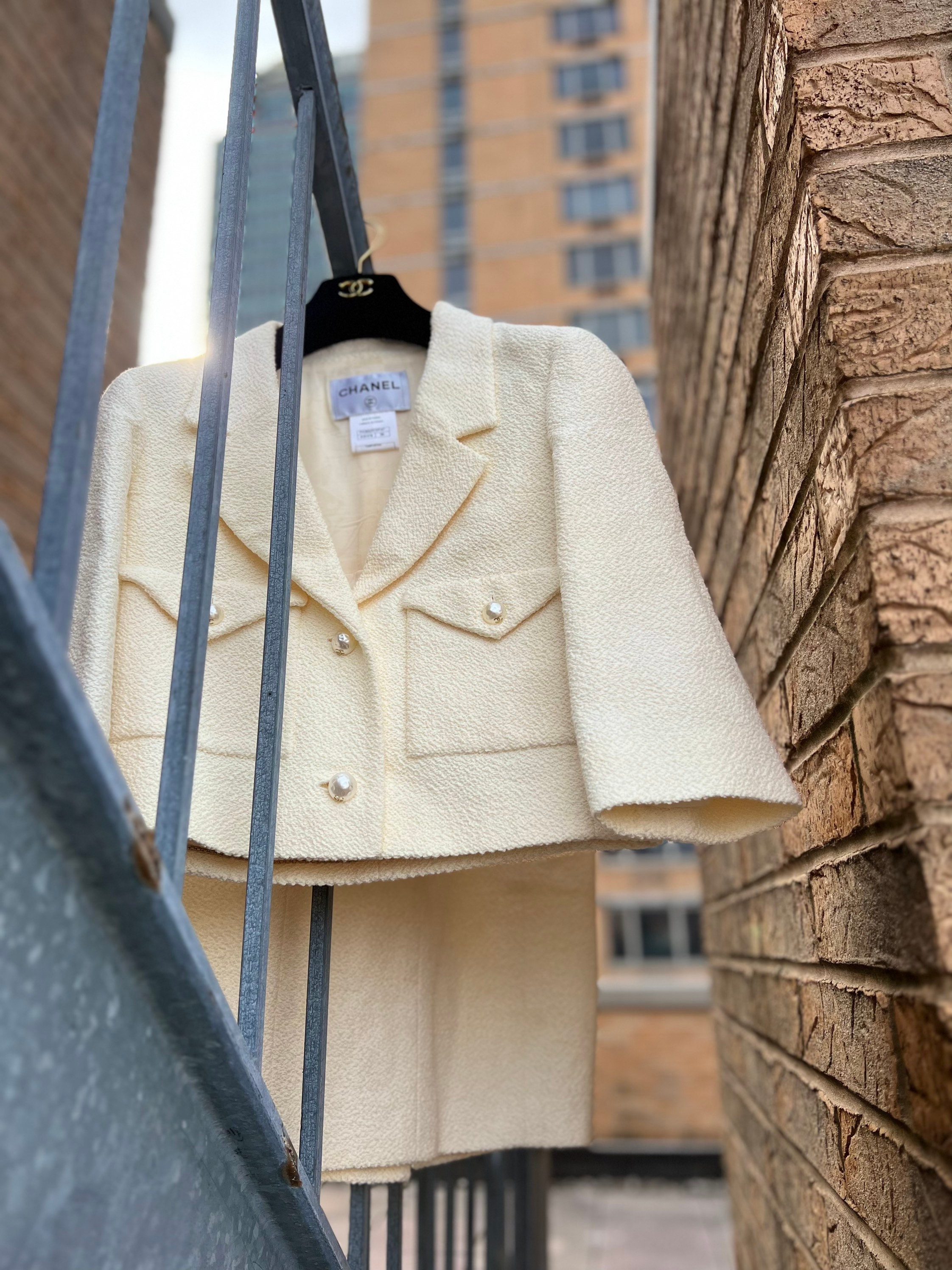 Chanel Tweed Suit Ivory Size 36 FR jacket & Skirt -  Denmark