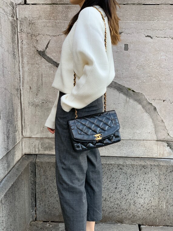 chanel diana bag small