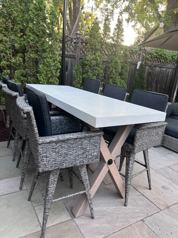 Concrete top 2024 patio table