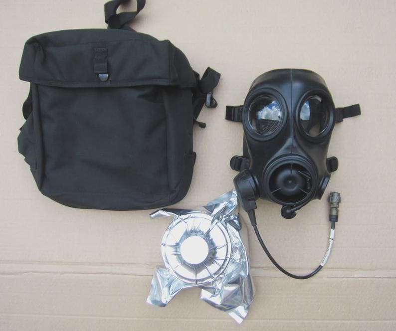ガスマスク　S10　イギリス軍　特殊部隊　コスプレ　英軍　バイオ biohazard ハンク コスプレ S10 ガスマスク 英軍 - メルカリ
