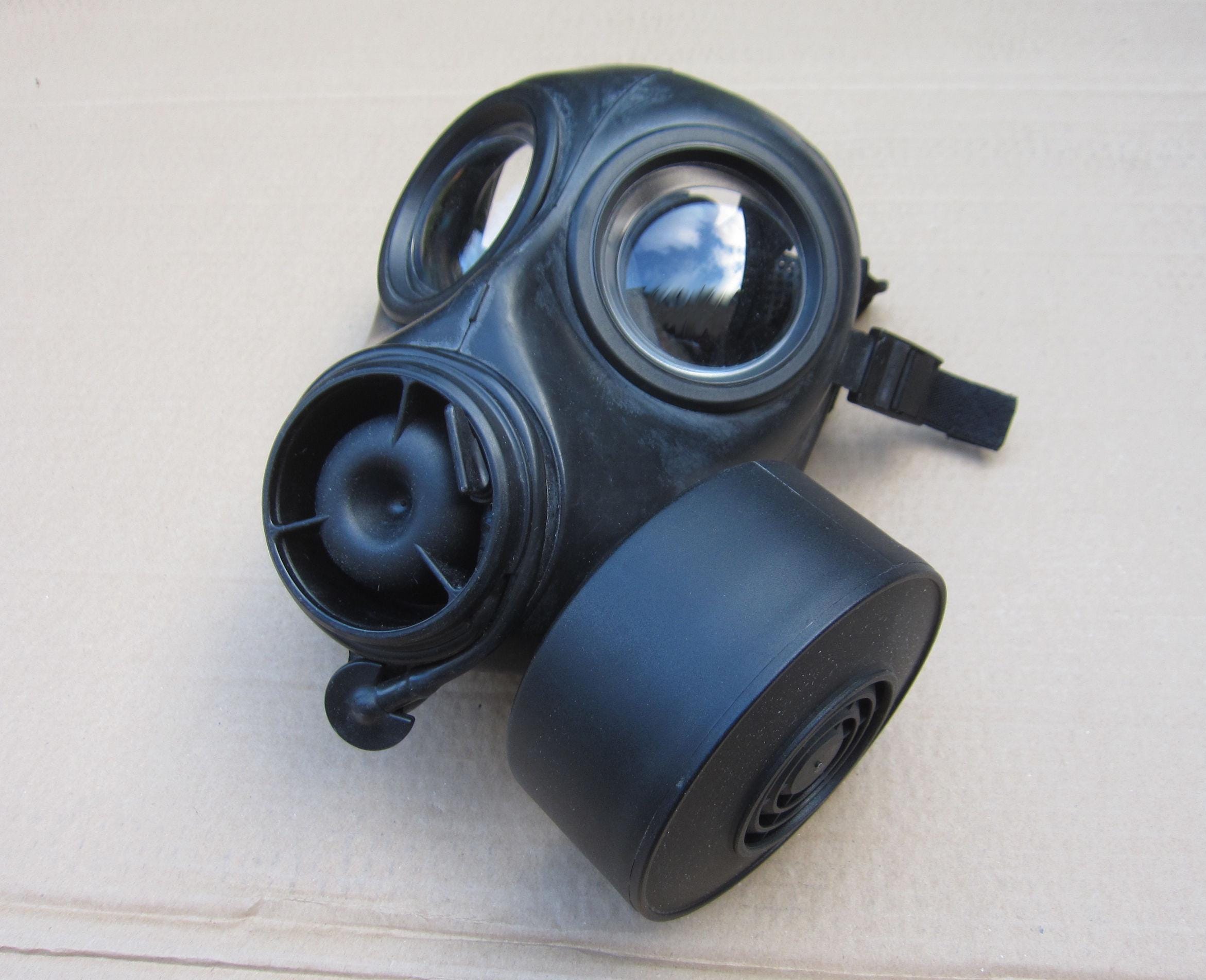 Avon FM12 Gas Mask / S10 / NBC Respirator / HUNK Costume - Etsy
