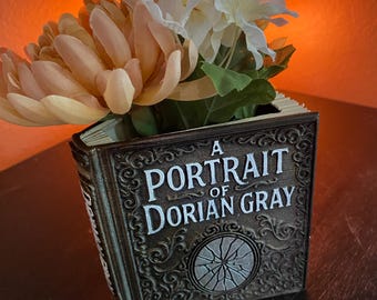 Dorian Grey vintage book planter
