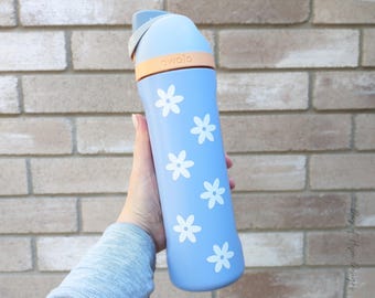 Boho Daisy Decals, Flower Stickers for water bottles, cups, tumblers, laptops, helmets, bikes, scooters | Set of 12 - 1" Flowers