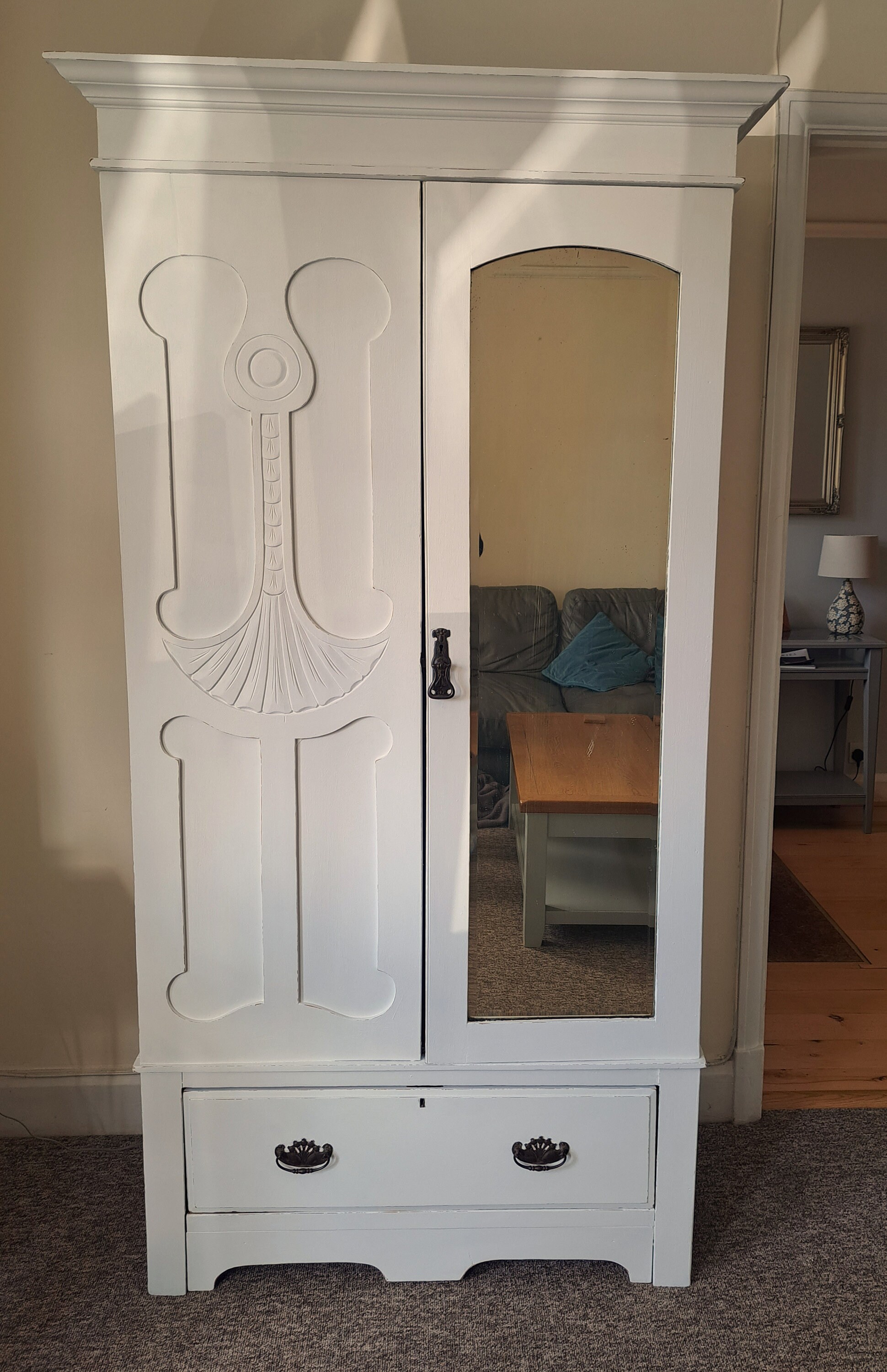 Shabby chic 2024 wardrobes for sale
