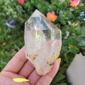 Himalayan Quartz Point ~ Clear Crystal ~ Kullu, India ~ H-15