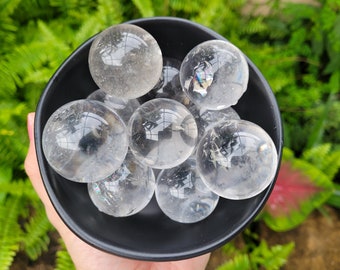 1.25&quot;-1.5&quot; Clear Quartz Crystal Balls ~ Sphere