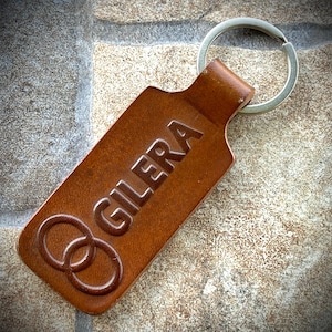 Custom Embossed Leather Motorcycle Keychain – Personalized Biker Key Ring – Handmade Automotive Logo Key Fob – Gift for Him