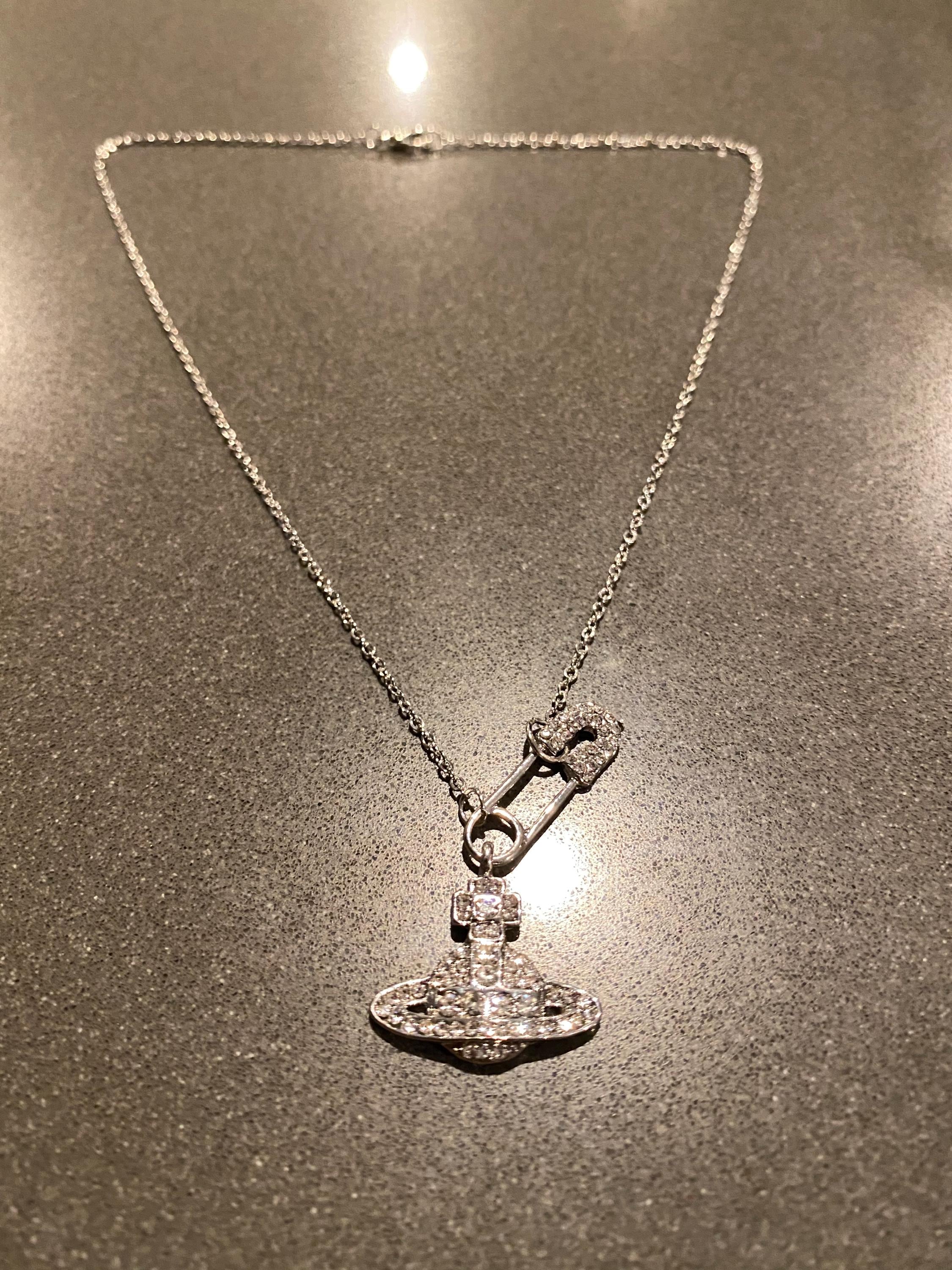 アクセサリー Vivienne Westwood Ribbon & Pin Necklace Vivienne Westwood Necklace Pin - Etsy