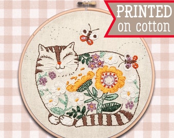 Kitten Embroidery Kit ;  Cat design ; Cute Kitty pattern ; Flower Needlepoint ; Custom pet name ; Handmade gift