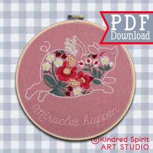 Hand Embroidery Pattern ; Pig design ; Farm animal pattern ; PDF download ; DIY craft ; Flower needlepoint