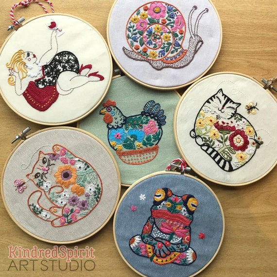 Hand Embroidery Kit Maneki Neko Cat Design Lucky Needlepoint Kitty