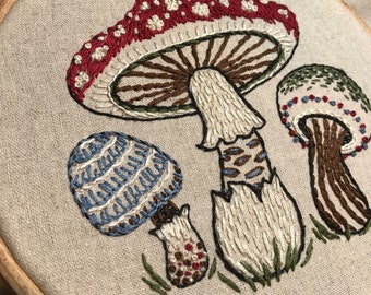 Mushroom Embroidery Kit  ; Woodland pattern ;  Nature lover gift ; Cottage Core design ; Botanical wall decor