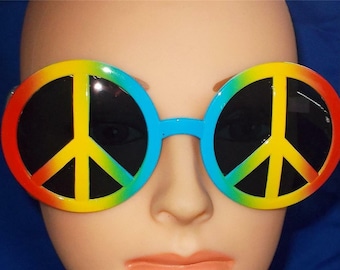 WYPRZEDAŻ Okulary przeciwsłoneczne Rainbow Peace Sign: Okulary w stylu hipisowskim