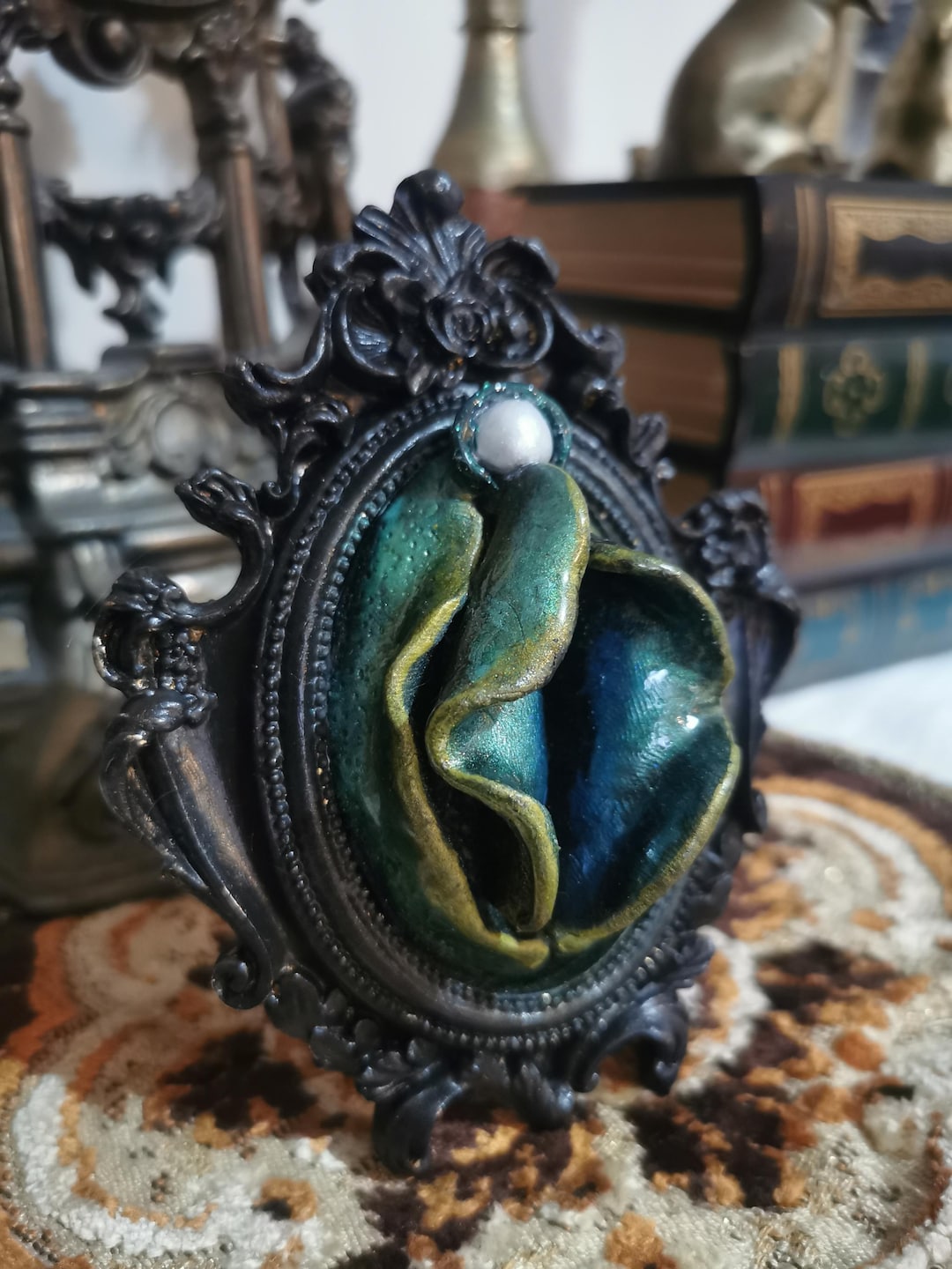 vulva-vagina-pussy-sculpture-with-frame-feminist-wall-art-northern