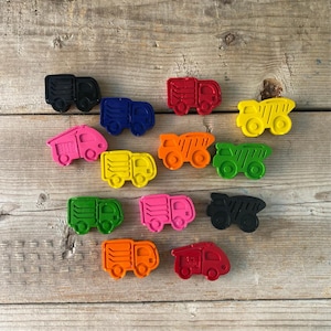 Set of 7 Construction Crayons