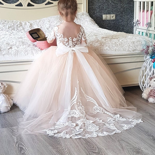 Tutu girl dress,Tulle flower girl dress dress,Flower girls dresses,Princess flower girl dress,Lace dress,Flower girl dresses,Ivory dress