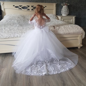 Rustikales Blumenmädchen Kleid, Kleinkind Blumen mädchen Kleid, Junior Brautjungfern Kleid,Spitze Mädchen Kleid,Tüll Blumen Mädchen Kleid,Blumen Mädchen Kleid Zug