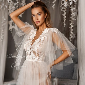Lace wedding robe,Sheer bridal robe,Bridal boudoir robe,Ivory wedding dress,Bridal peignoir,Tulle bridal robe,Long lace robe,Bridal lingerie