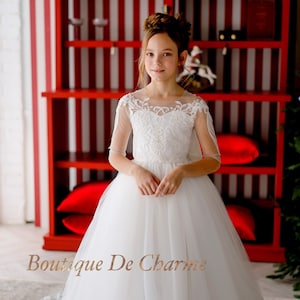 Lace flower girl dress, Tutu dress, Tulle flower girl dress,First communion dress,Junior bridesmaid dress,Flower girl dress train,Baby dress