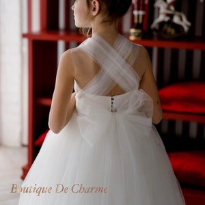 Robe de fille fleur de tulle, Robe de fille en satin, Robe de mariée pour tout-petits, Robe Tutu, Robe de demoiselle d’honneur junior, Robe de fille fleur blanche, Robe de bal de fille