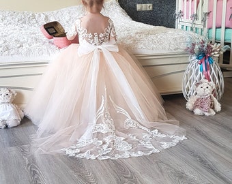 Lace flower girl dress,Tulle girl dress,Wedding girl dress,Junior bridesmaid dress,Communion dress,Sleeve flower girl dress,White girl dress