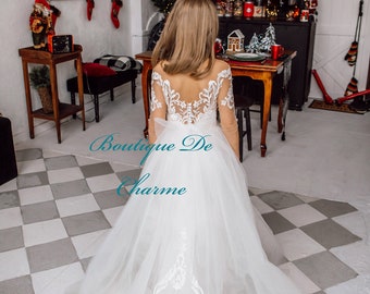 Ivory Flower Girl vestido, Tulle Flower Girl Dress, First Communion flower girl dress, Long Sleeve Flower Girl Dresses, White lace dress