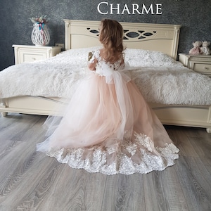 Strand Blumenmädchen Kleid, Spitze Baby Kleid, Geburtstagskleid für Mädchen, Mädchen Ballkleid, Spitze und Tüll Blumenmädchen Kleid, Ivory Blumenmädchen Kleid