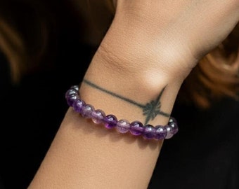 Amethyst Crystal Bracelet – Minimalist Purple Gemstone Jewelry, Symbolic Gift for Calm & Clarity, Real Crystal Beaded Bracelet for Women