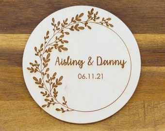 Couple Names and Date plaque | Anniversary gift | Romantic gift for couple | Gift for Couple | Names And Date | Engagement Gift