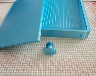 3D Printed Diamond Painting Tray with Lid & Spout