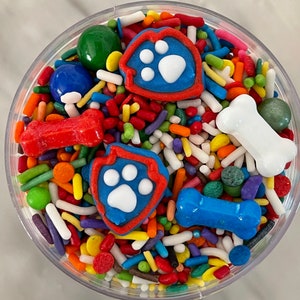 Paw Badges-Customized Sprinkle Jar. Puppy party, Paws & Bones. Paw Patrol Birthday Party cupcake toppers, cake sprinkles, treat adornments