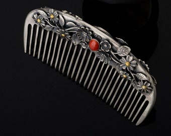 NASCHENKA Handmade Silver Hair Comb – Artisanal Design with Contrasting Coral and Jade, Flowing Floral Details