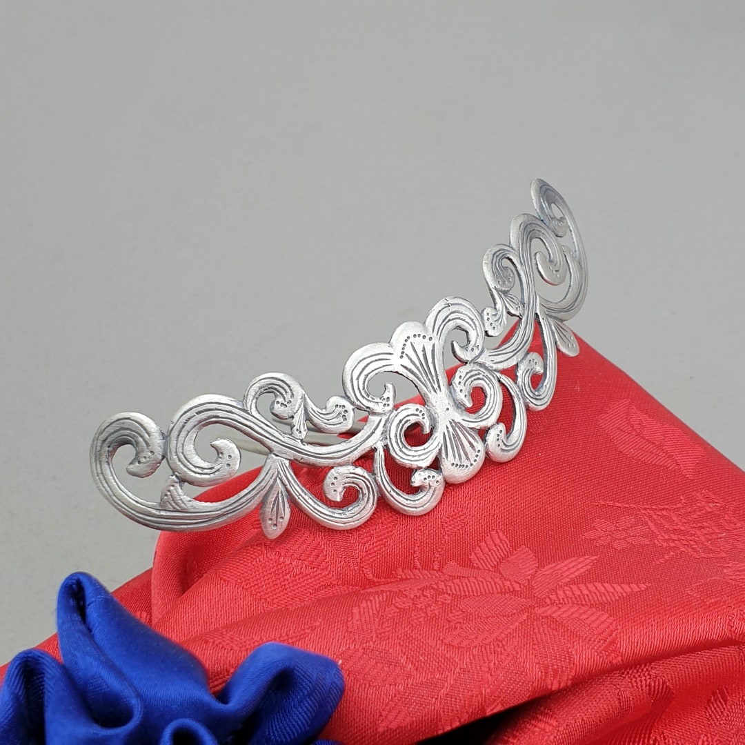 Korean Tiara, Hanbok Hair Accessories, Korean Anniversary Giftskorean