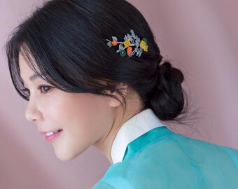 Korean hair pin  Hanbok Hair Clip, Korean Floral Pin, Traditional Clothing Accessories Korean wedding gift