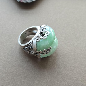 The art of Korea Handmade Sterling Silver Natural Jade Ring – Korean Artisan Jewelry