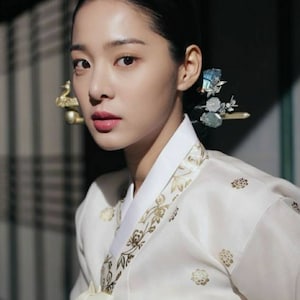 Dwikkoji Seoul Natural jade labradorite Korean drama silver hair stick, flower hair stick for hanbok with 925 sterling silver NASCHENKA