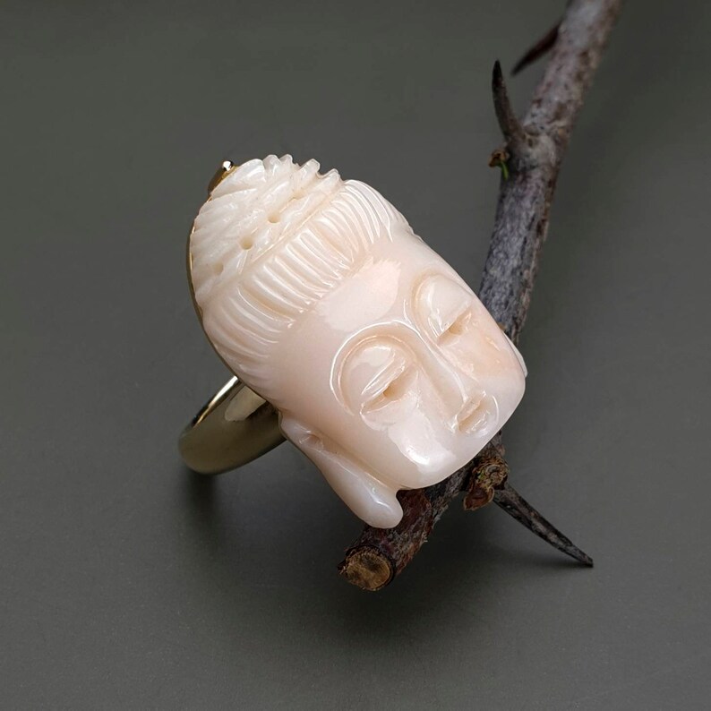 Rajasthan Gems Handmade Natural White Crystal Stone Frog Figure Home Decorative Item Rajasthan Gems Handmade Natural White Crystal Stone Frog Figure Home Decorative Item