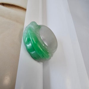 US 10 - 10.5  Natural jade Band Ring